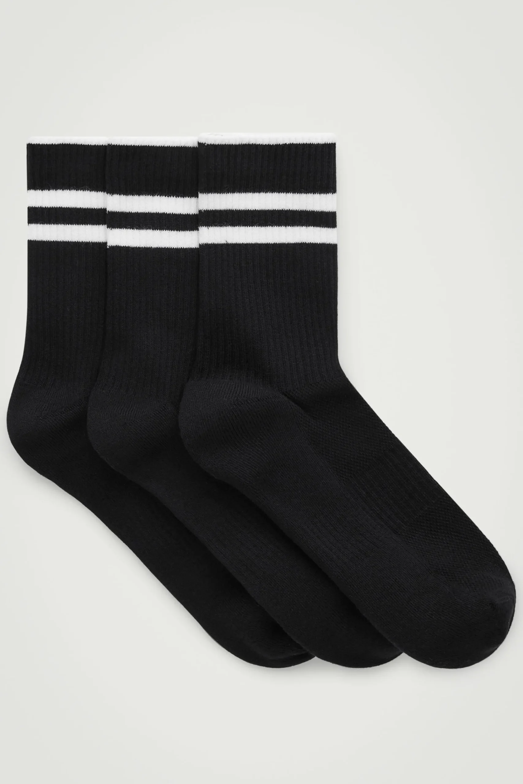 COS CHAUSSETTES CÔTELÉES - LOT DE 3 NOIR / RAYURES Outlet